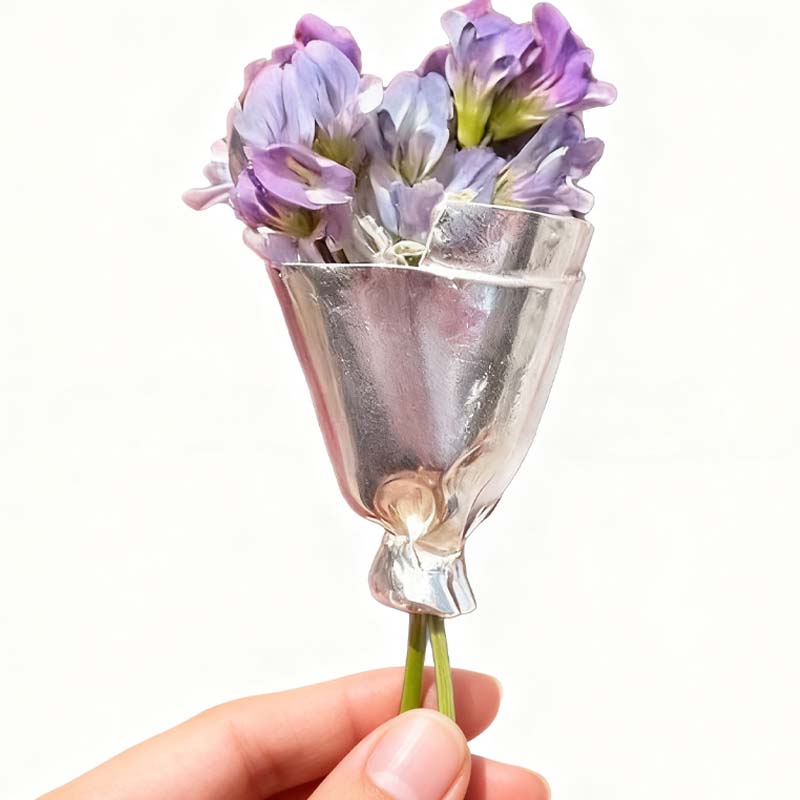 ✨【Wearable Fresh Flower Brooch Pin - Versatile Elegant Natural Charm】✨